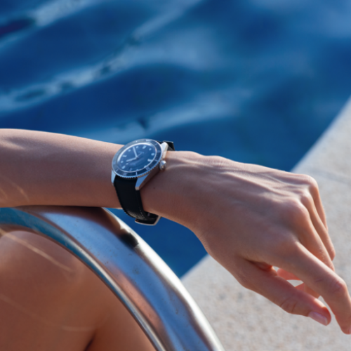 Oris Divers Date Oris Divers Date on Wrist