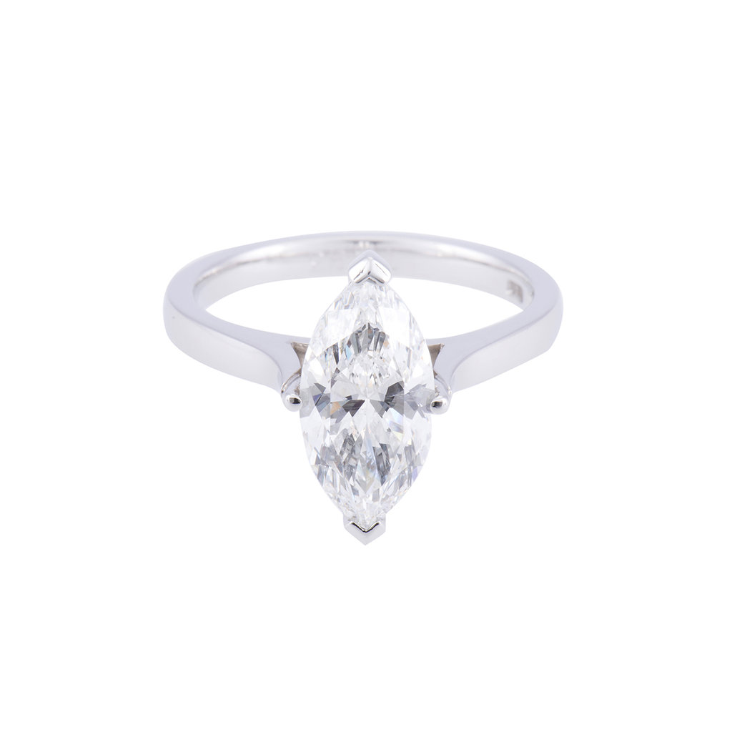 Platinum certificated 2.11ct marquise cut diamond 4 claw solitaire. Colour E Clarity VS2