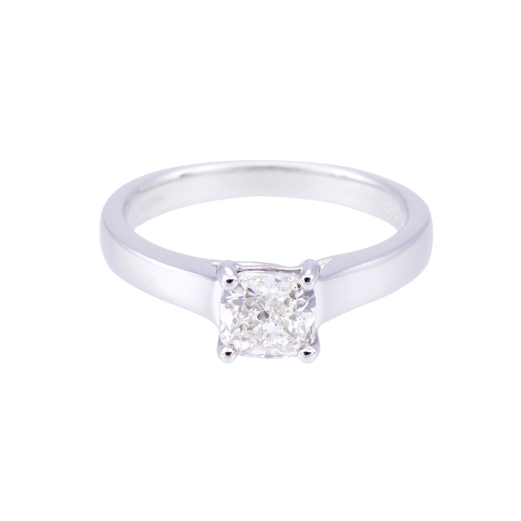 Certificated Platinum Approx. 1.00ct Cushion Cut Diamond Engagement Ring