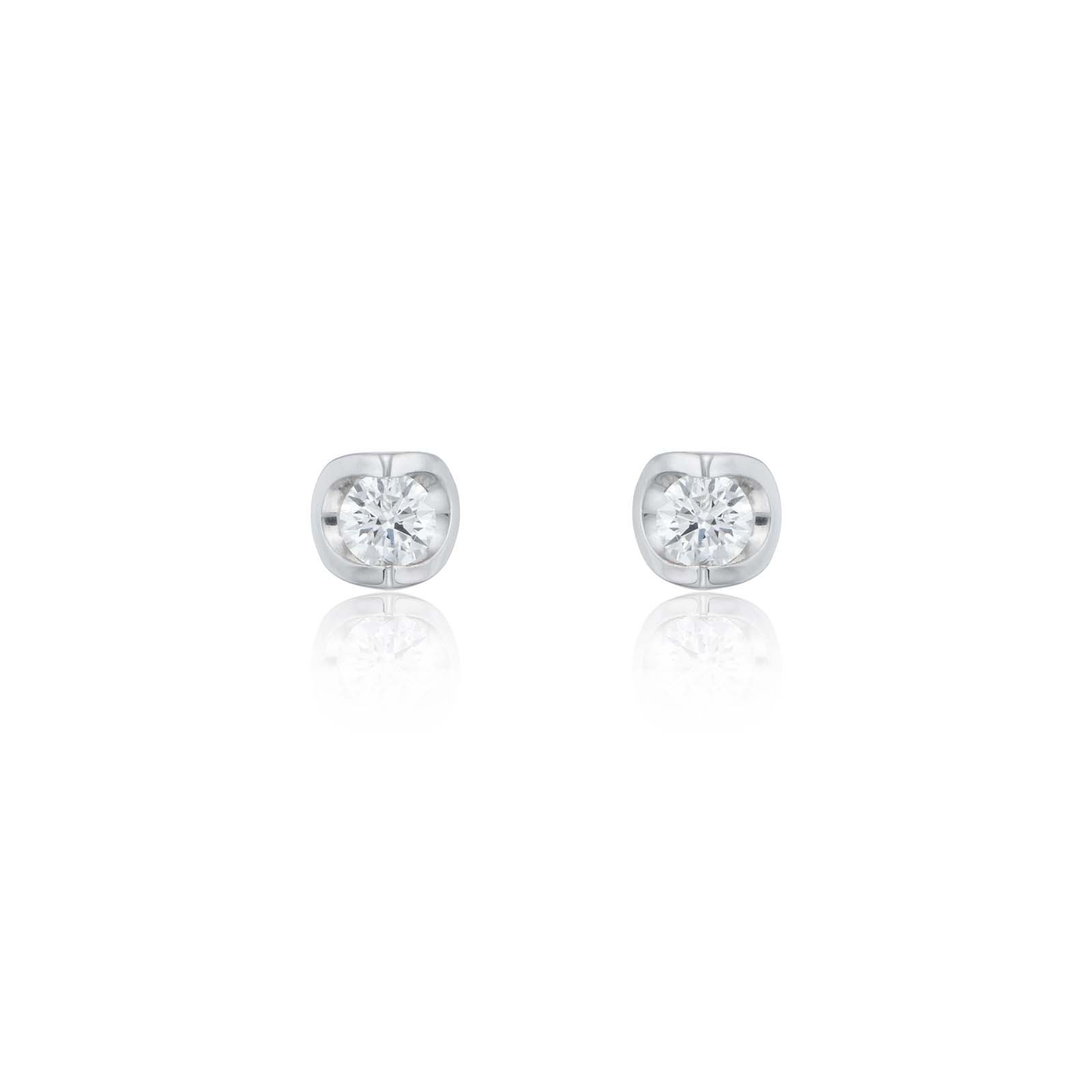 18ct White Gold Brilliant Cut 0.15ct Diamond Stud Earrings