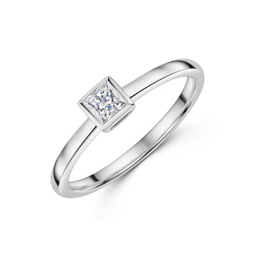 9ct White Gold Princess Cut 0.25ct Diamond  Soliatire Ring