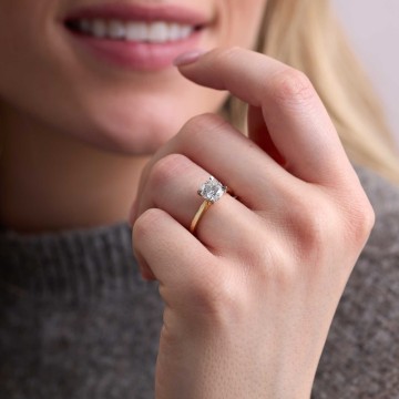 18ct Yellow Gold Round Brilliant 1.75ct Diamond Tulip Set Solitaire Ring