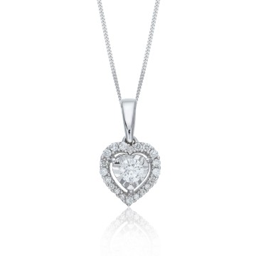 9ct White Gold Brilliant Cut 0.25ct Diamond Heart Cluster Pendant