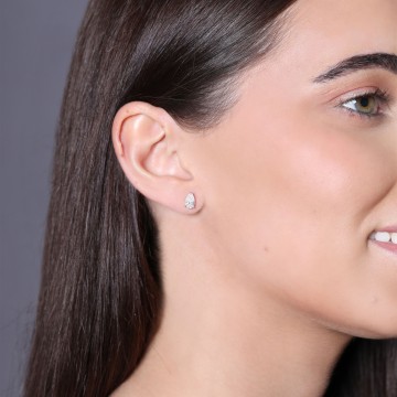 18ct White Gold Pear Cut 1.50ct Diamond Stud Earrings