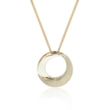9ct Yellow Gold Textured Open Circle Pendant