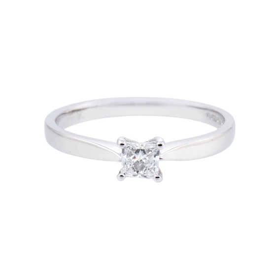 18ct White Gold 0.33ct Princess Cut Diamond Solitaire Ring
