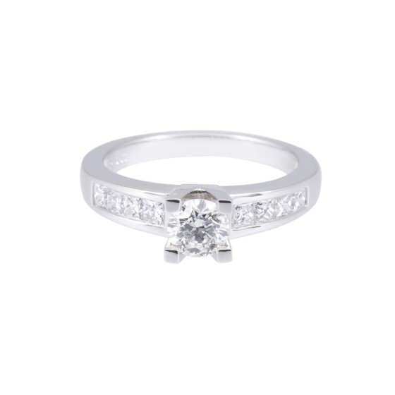Platinum Princess Cut Diamond Solitaire with Diamond Shoulders, Approx. 0.95ct Total Weight