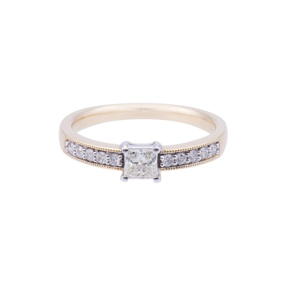 18ct Yellow Gold Princess Cut Diamond Solitaire with Diamond Shoulders, Approx. 0.35ct Total Weight