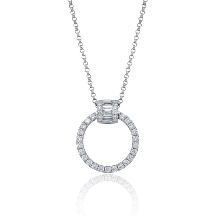 18ct White Gold Baguette & Brilliant Cut 0.48ct Diamond Circle Pendant Necklace 1
