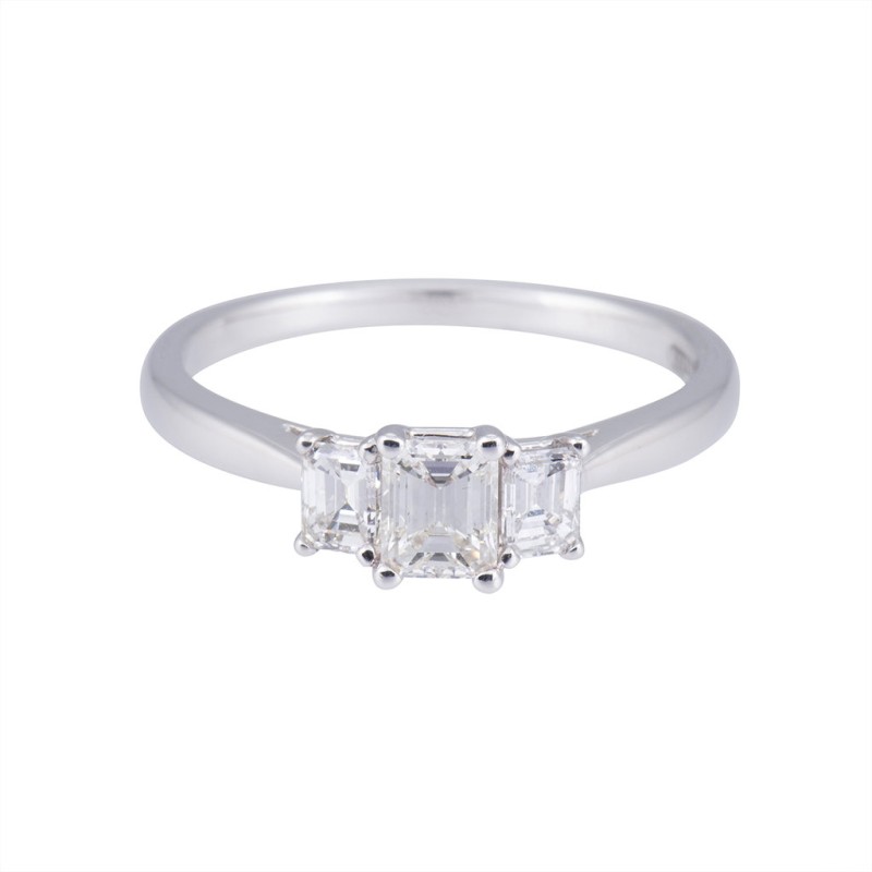 18ct White Gold 0.75ct Graduated Emerald Cut Diamond Three Stone Ring
