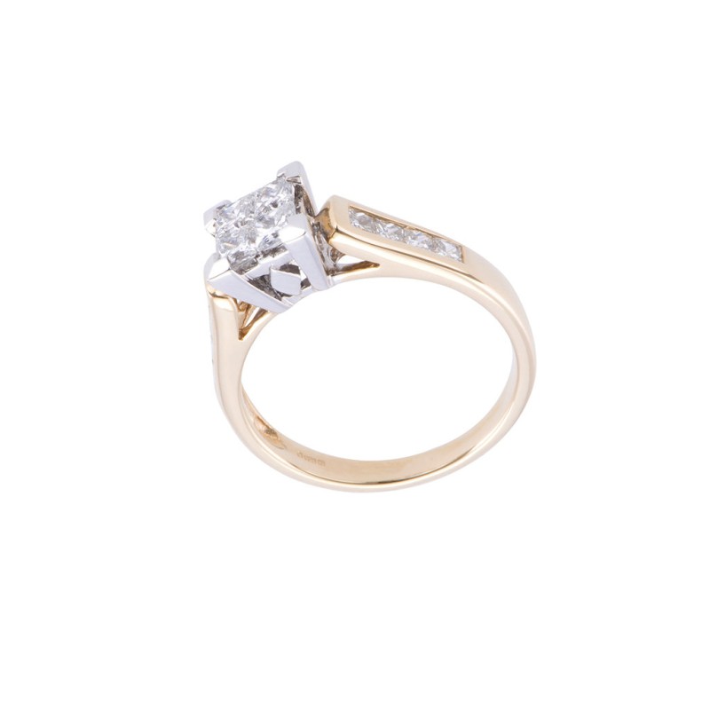 18ct Yellow Gold Princess Cut 0.80ct Diamond Cluster Ring