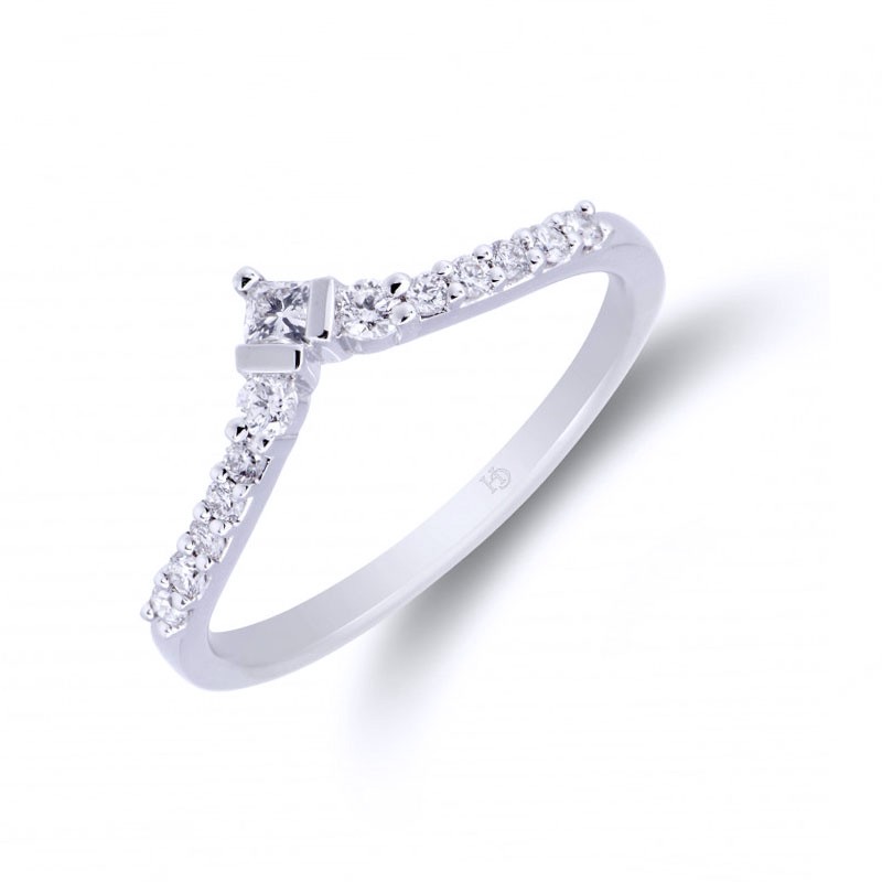 18ct White Gold Brilliant Cut 0.25ct Diamond Shaped Eternity Ring