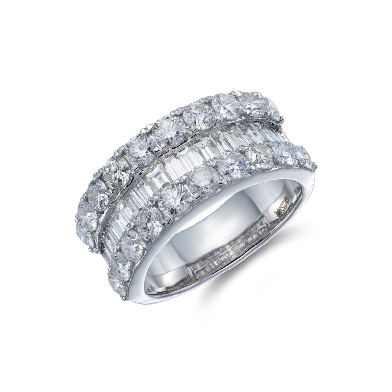 18ct White Gold Baguette and Brilliant Cut 3.00ct Diamond Ring