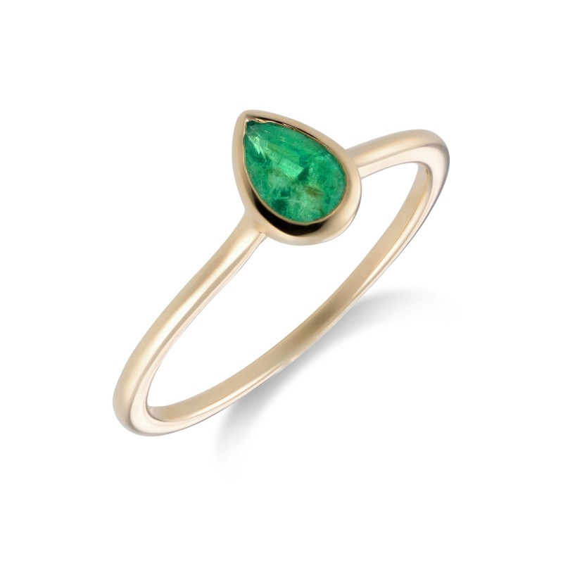 9ct Yellow Gold Pear Cut Emerald 0.40ct Solitaire Ring