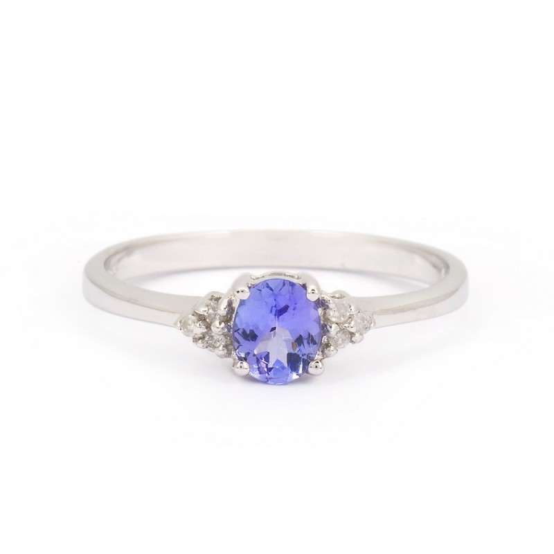9ct White Gold Oval Cut Tanzanite and Diamond Cluster Ring