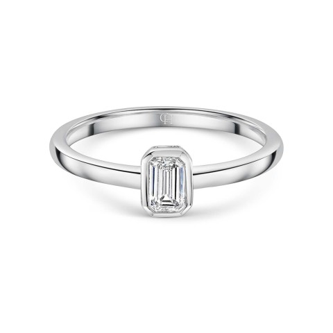 9ct White Gold Emerald Cut 0.25ct Diamond Solitaire Ring