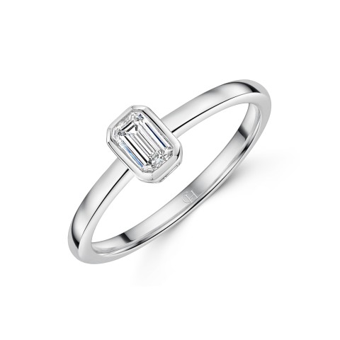 9ct White Gold Emerald Cut 0.25ct Diamond Solitaire Ring