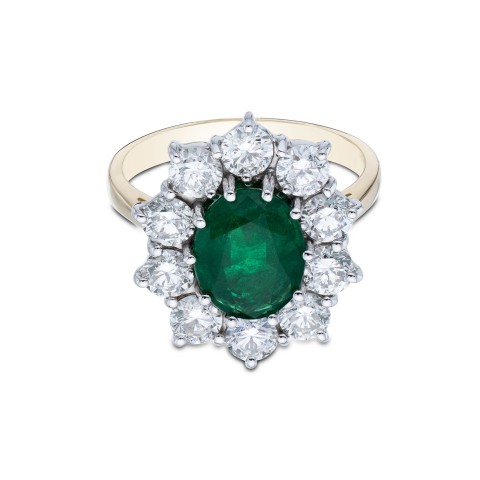 18ct Yellow Gold Oval Cut Emerald and Brilliant Cut Diamond 4.40ct Cluster Ring