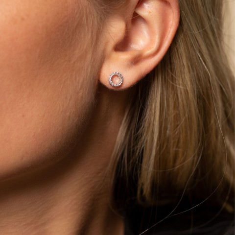 18ct White Gold 0.15ct Diamond Circle Earrings