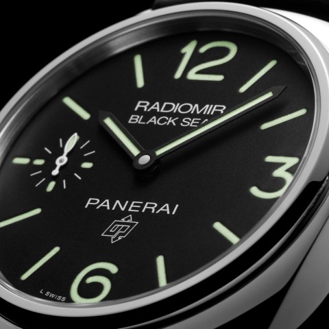 Panerai Radiomir Black Seal Logo 45mm Mens Watch PAM00754
