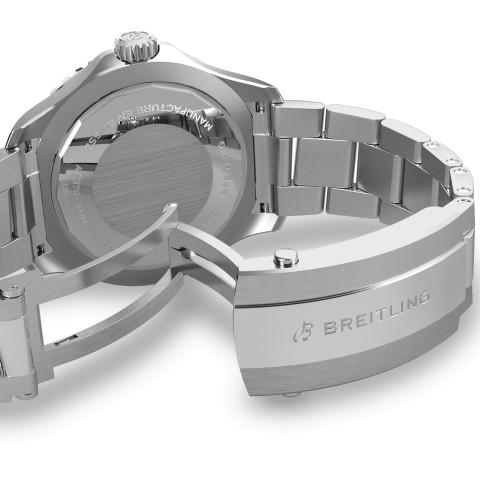Breitling Superocean Automatic 44mm Men's Watch A17376211B1A1