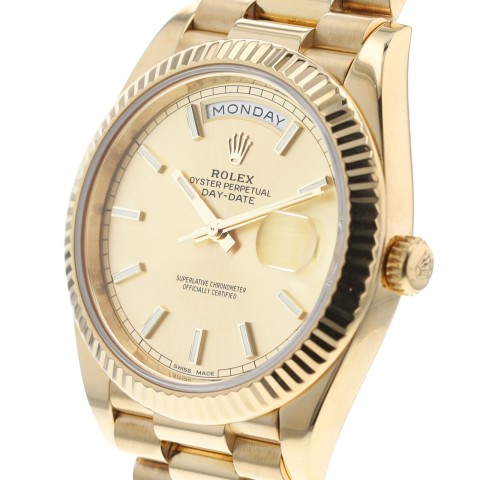  Rolex Day-Date 40mm Champagne Baton Dial Fluted Bezel 2016