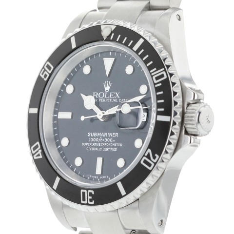 Gents Rolex Submariner Stainless Steel Black Dial 2002 (box and papers)