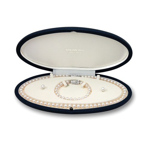 Mikimoto Akoya Graduated Pearl Earrings Bracelet and Necklace Set UZ 70718 W SET
