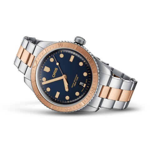 Oris Divers Sixty-Five Mens Bracelet Watch Front