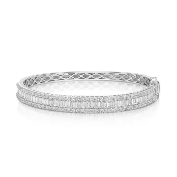 18ct White Gold Round Brilliant and Baguette Cut 5.00ct Diamond Bangle
