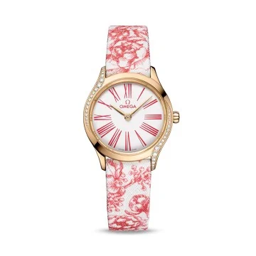 OMEGA De Ville Mini Trésor Quartz 26mm in Moonshine™ Gold Ladies Watch 428.57.26.60.04.003
