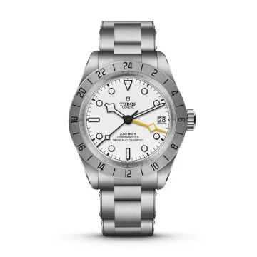 TUDOR Black Bay Pro 39mm Watch M79470-0004