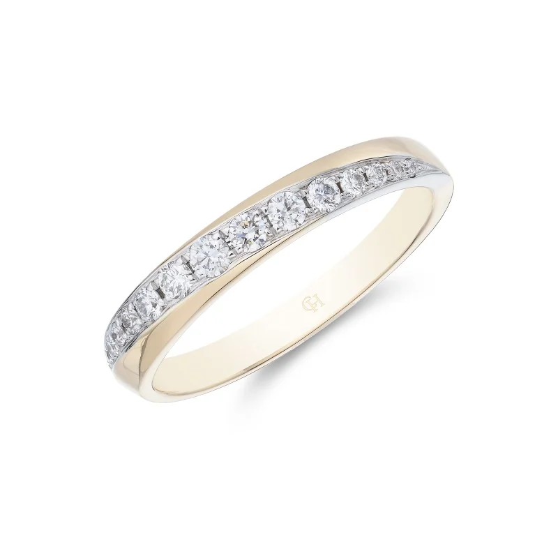 18ct White Gold And Yellow Gold Brilliant Cut Diamond 0.28ct Twisted Circle Ring