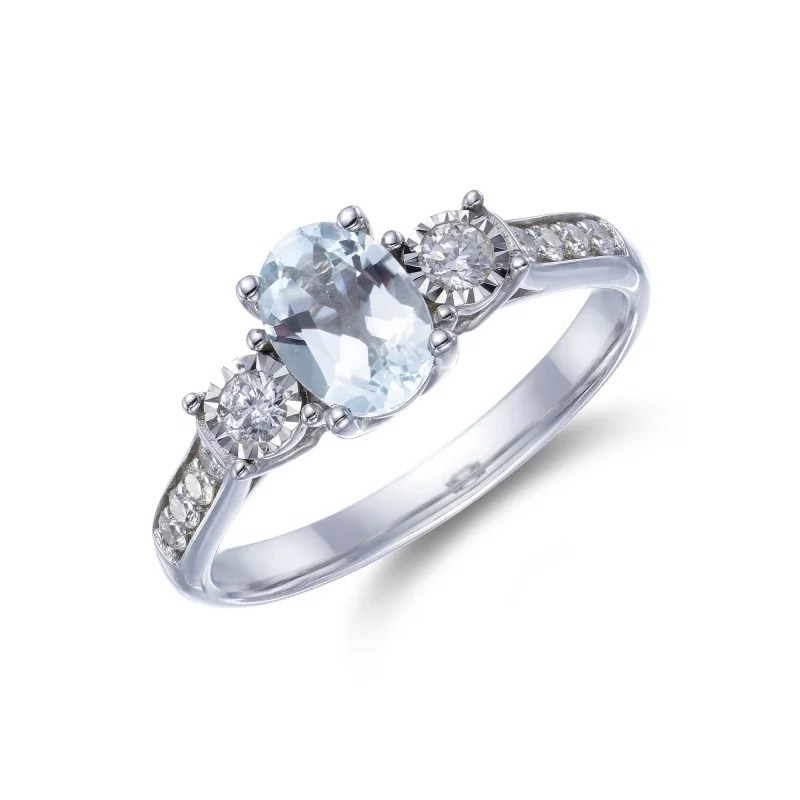 9ct White Gold 0.22ct Diamond and 0.75ct Blue Topaz Ring