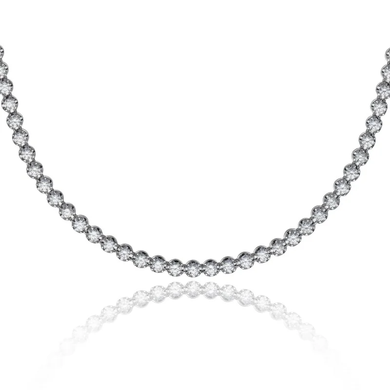 18ct White Gold Brilliant Cut 12.00ct Diamond Necklace