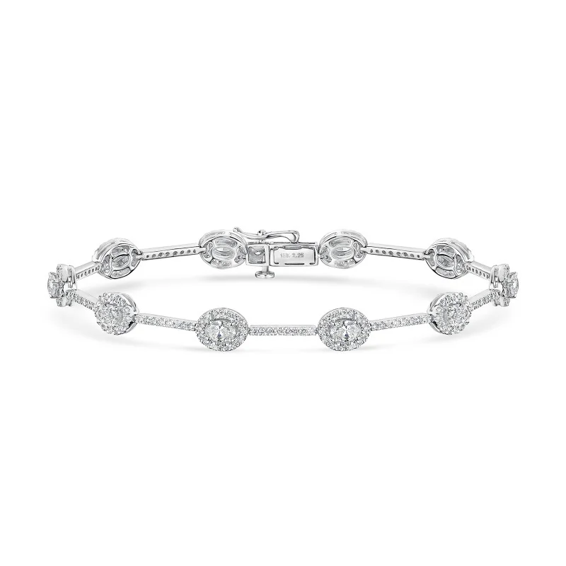18ct White Gold Oval and Round Brilliant 3.25ct Diamond Cluster Bracelet