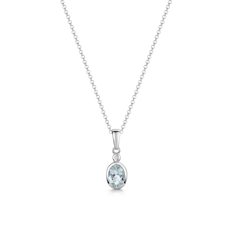9ct White Gold 0.85ct Oval Aquamarine & Diamond Pendant