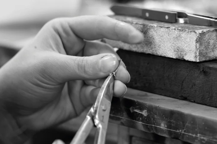 Polishing/rhodium (to the highest standard) Polishing/rhodium (to the highest standard)