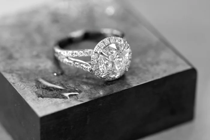 Polishing/rhodium (to the highest standard) Polishing/rhodium (to the highest standard)