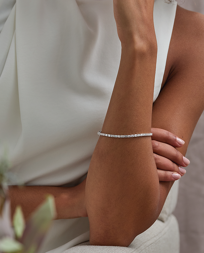 Lab_grown_-_ShopByCollection-bracelet