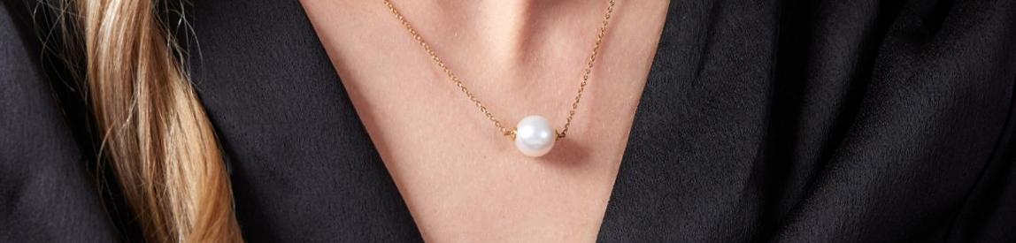 pearl pendant necklace​