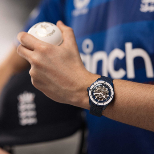 model shot of radox ecb captain cook automatic watch 