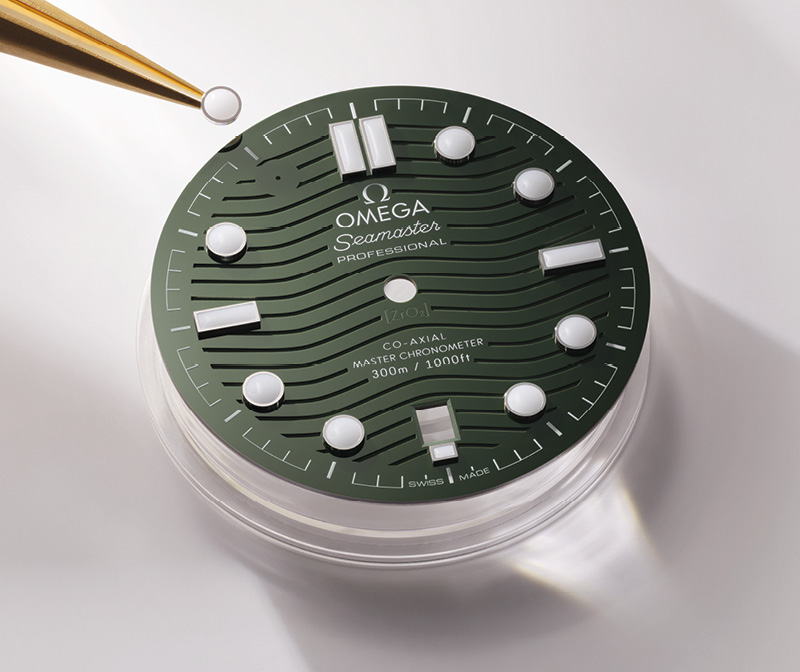 CHISHOLM_HUNTER_OMEGA_800x672_PN10