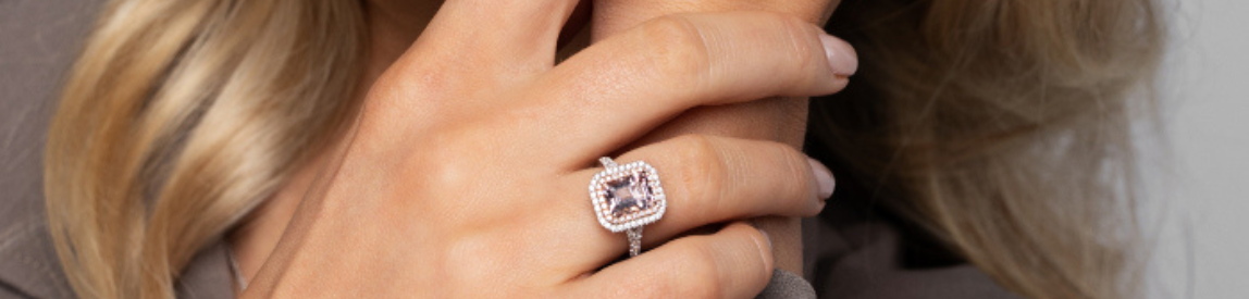 diamond princess cut engagement ring 