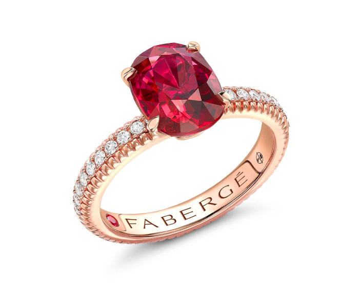 Fabergé Colours of Love Ruby Diamond Shoulders Ring